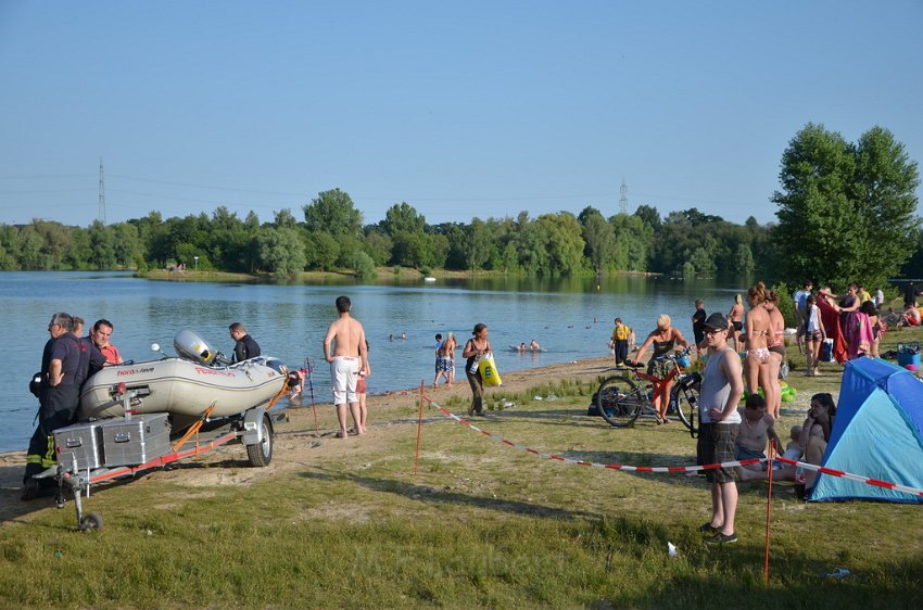 PWasser Einsatz BF FF Koeln Troisdorf Rotter See P236.JPG